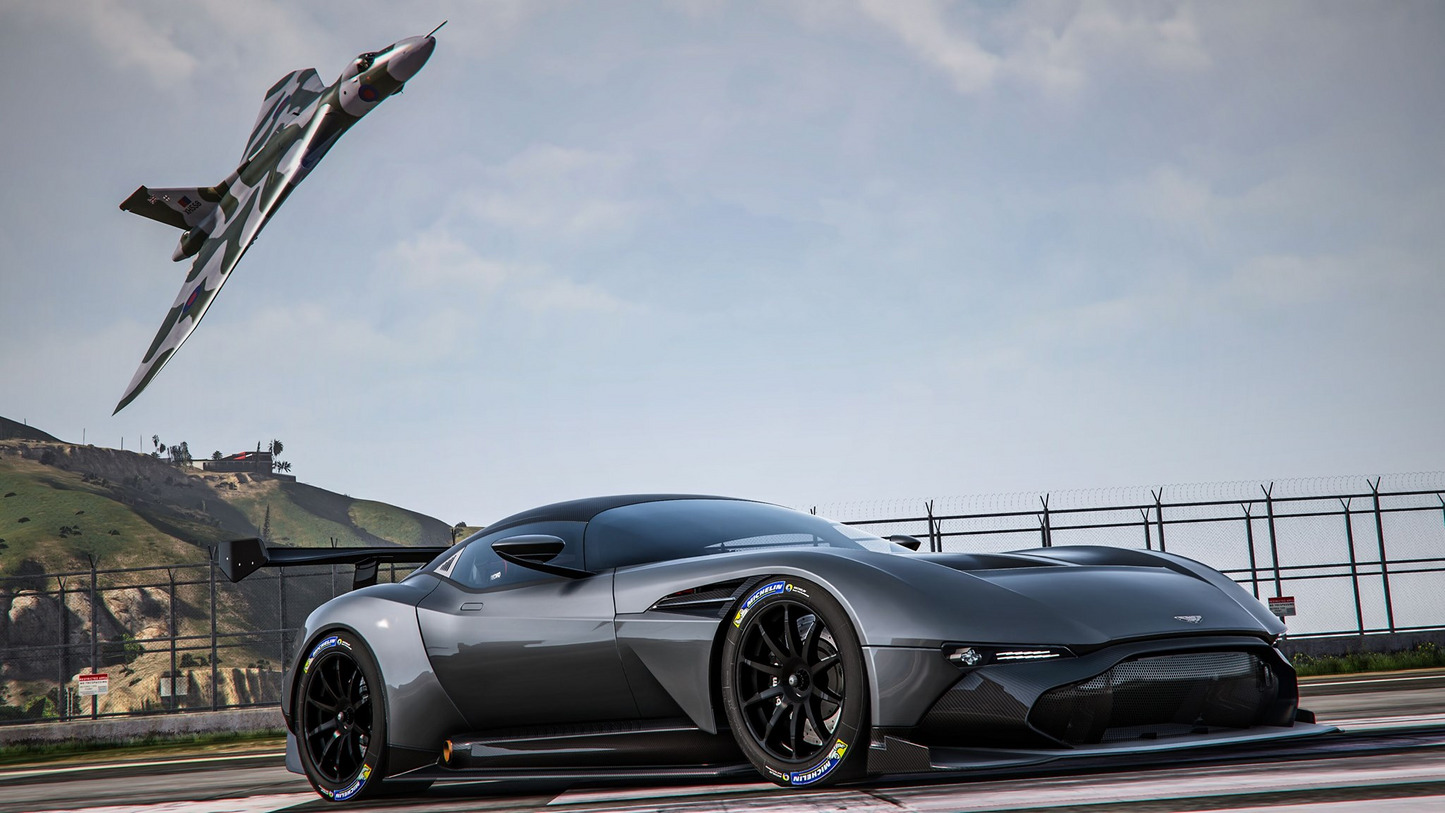 Aston Martin Vulcan 2016